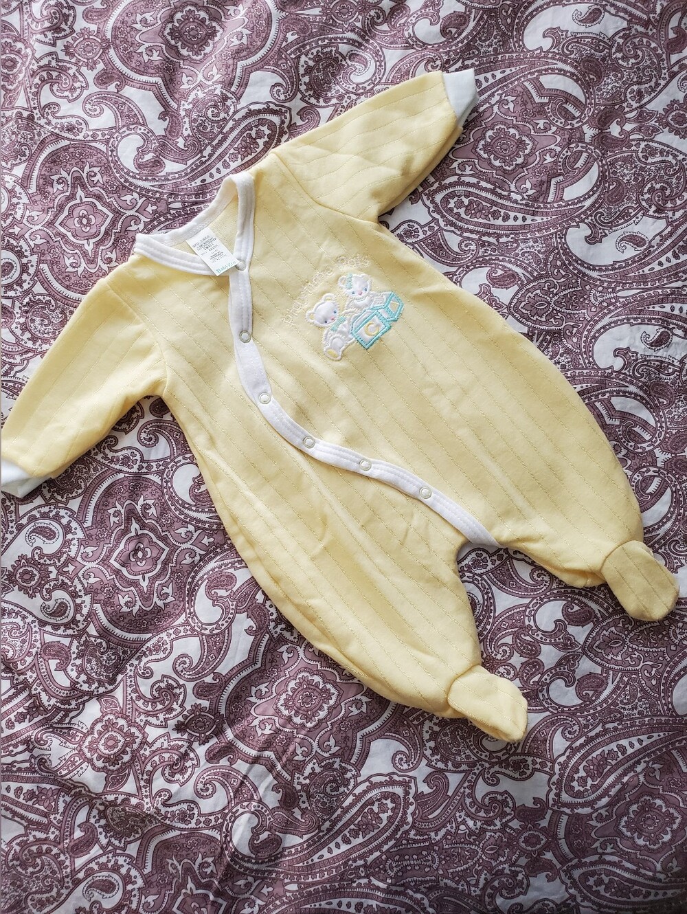 Vintage Y2K Gerber Babygro sleeper with Teddies